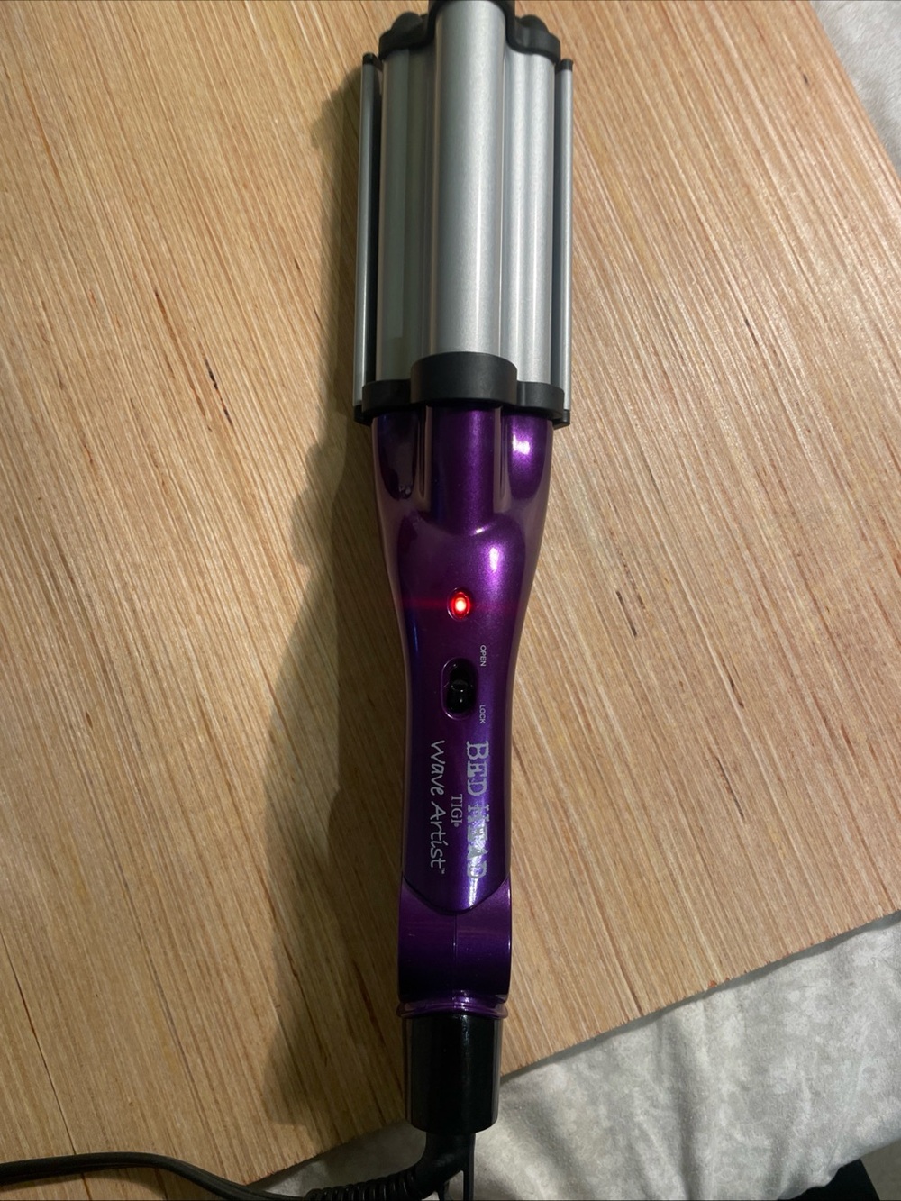 Bed Head Wave Artist 3-Barrel Waver in Shiny Purple Ceramic